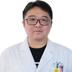 李陽